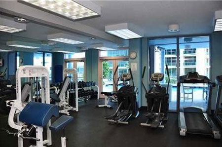 1500 Ocean Drive Condominium South Beach, Florida