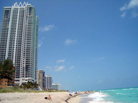 Akoya Condominiums in Miami Beach Florida