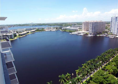 Admirals Port Condo, Aventura, Florida