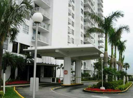 Admirals Port Condo, Aventura, Florida
