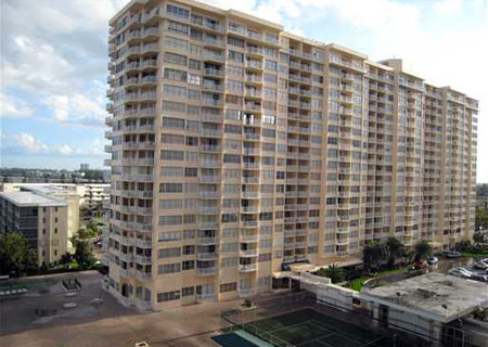 Del Prado on the Bay Condo, Aventura, Florida
