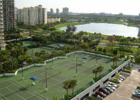 Hamptons South, Aventura, Florida