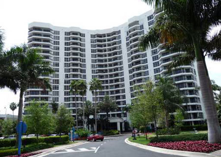 Mystic Pointe Condo in Aventura, Florida