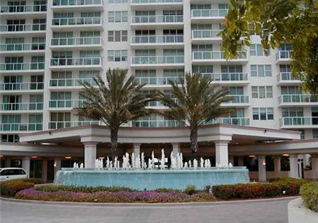 Peninsula Condo in Aventura, Florida