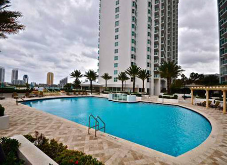 Peninsula Condo in Aventura, Florida