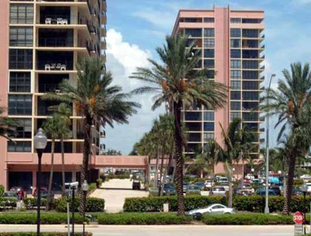 Avant Garde condo Hallandale Beach