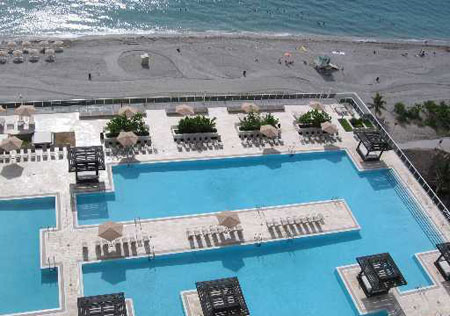 Beach Club 3 Hallandale Beach