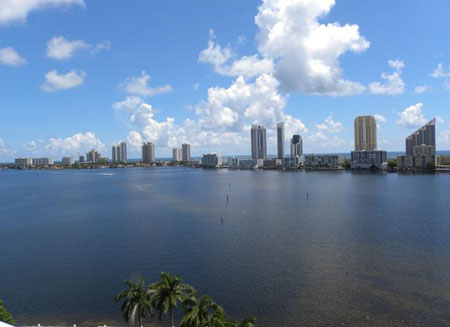 WIlliams Island 2600 Condo in Avenura Miami, Florida. Residence du Cap