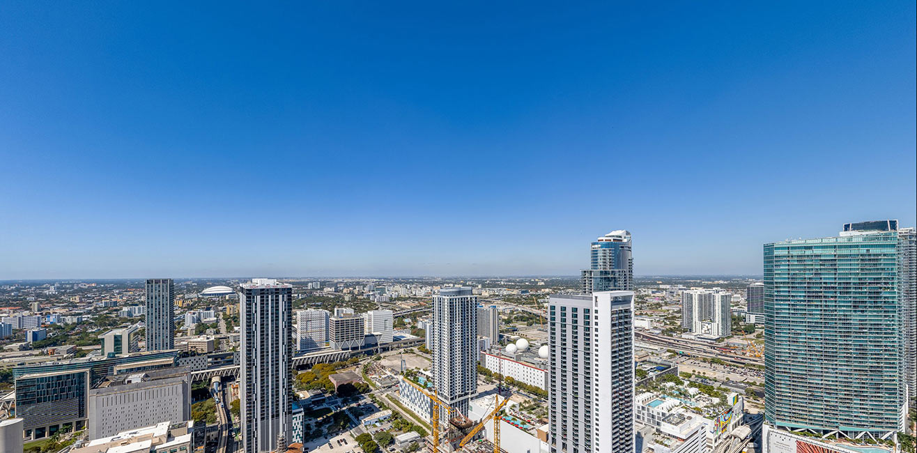 Society Residences View 47 Floor