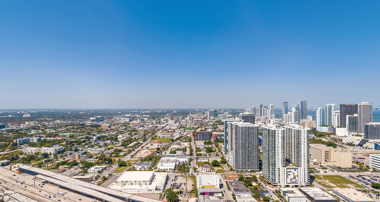 West Eleventh 44 floor - North View
