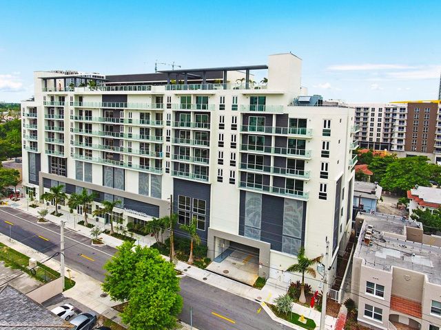 26 Edgewater apartments for sale and rent