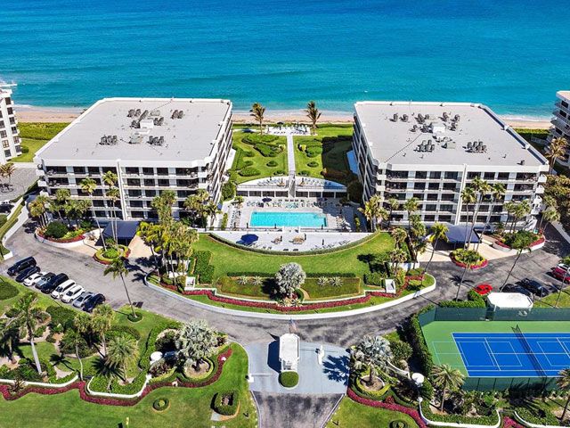 Carlton Place apartments for sale and rent