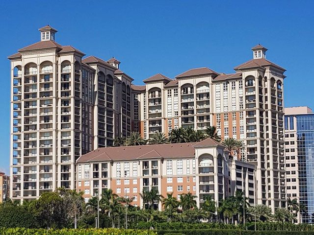 CityPlace South apartments for sale and rent