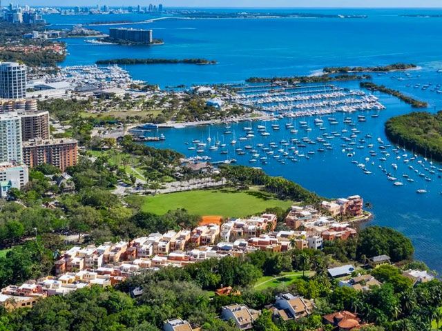 Cloisters on the Bay apartments for sale and rent