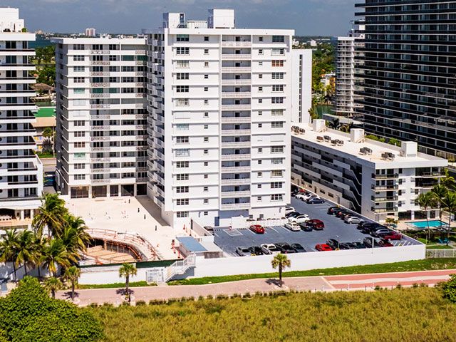 Corinthian apartments for sale and rent