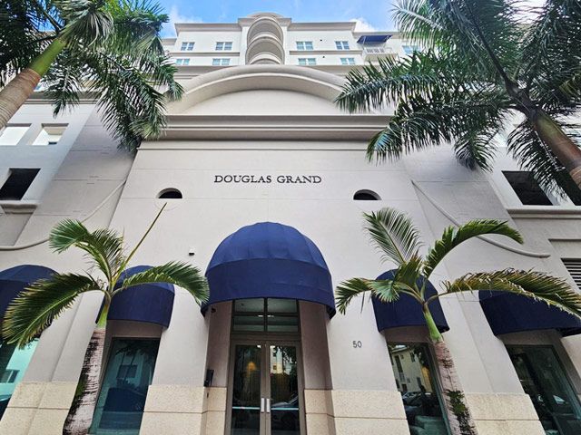 Douglas Grand apartments for sale and rent