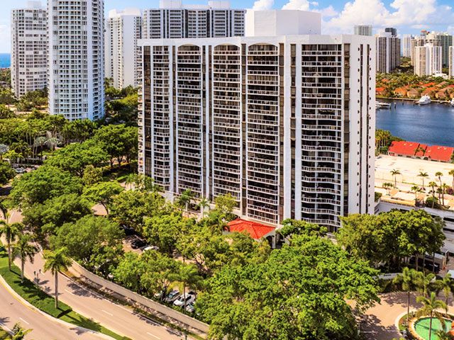 Harborside Waterways apartments for sale and rent