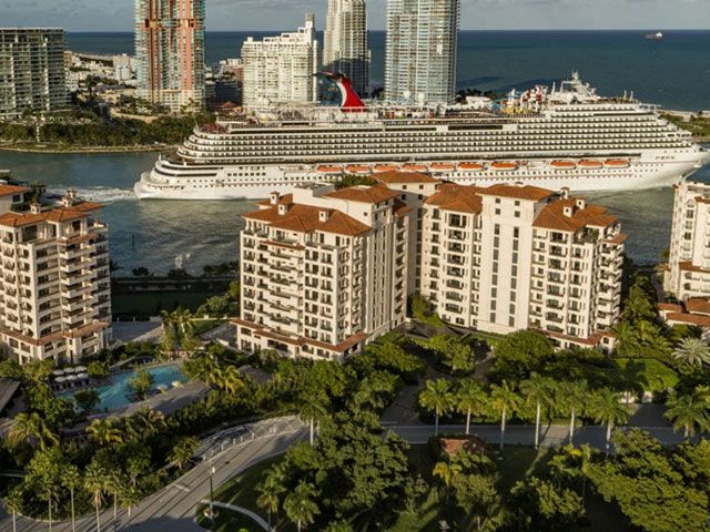 Palazzo del Sol apartments for sale and rent