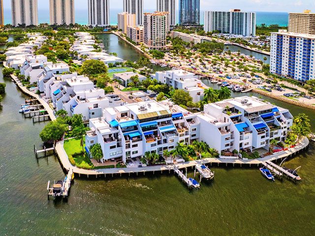 Poinciana Island apartments for sale and rent