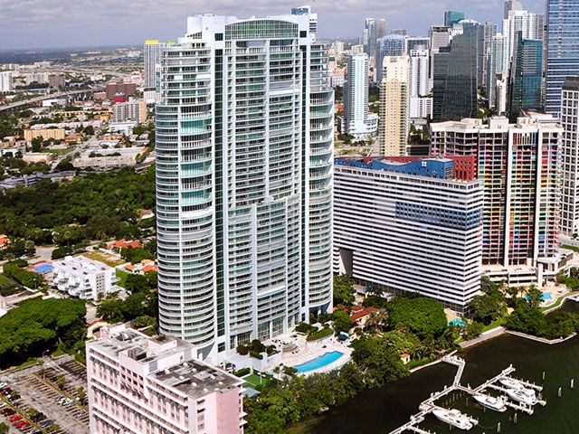 Santa Maria apartments for sale and rent