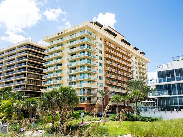 Spiaggia apartments for sale and rent