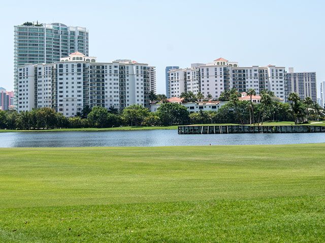 Turnberry Village apartments for sale and rent