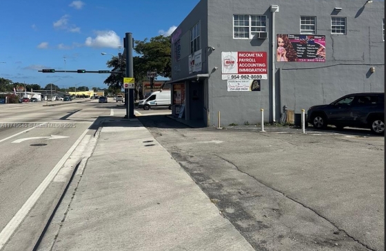 6400   Pembroke Rd #