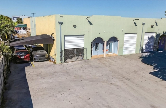 9180 NW 119th St #10