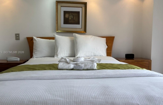 Aveni  25 Zona 10 Ciudad Guatemala #