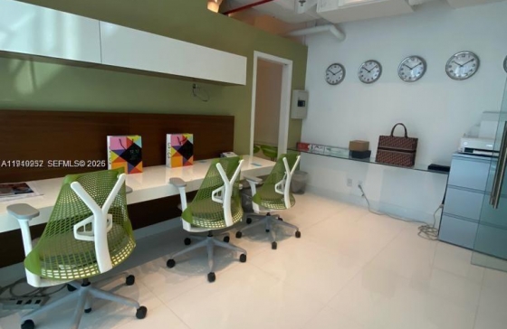 1110  Brickell Ave #804